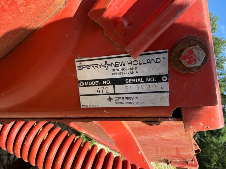 new-holland-472-image-4