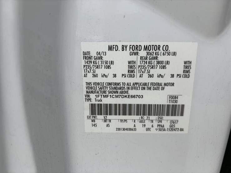 2013-ford-f150-xl-image-15