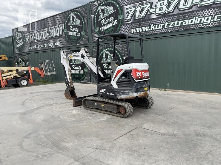 2019-bobcat-e32i-image-2