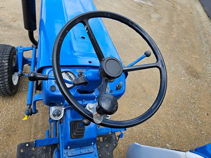 ford-1710-image-38