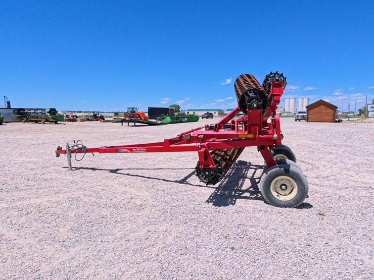 #1028-•-2018-brillion-wfp22-packer/-roller-image-1