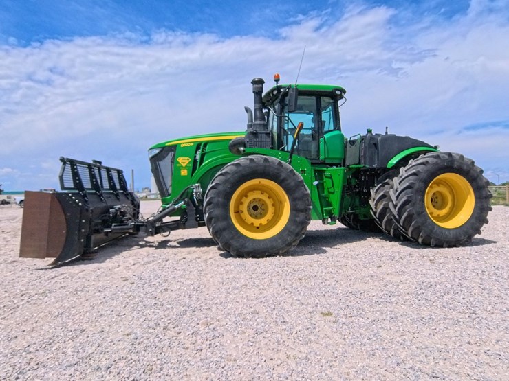2022-john-deere-9520r-image-3