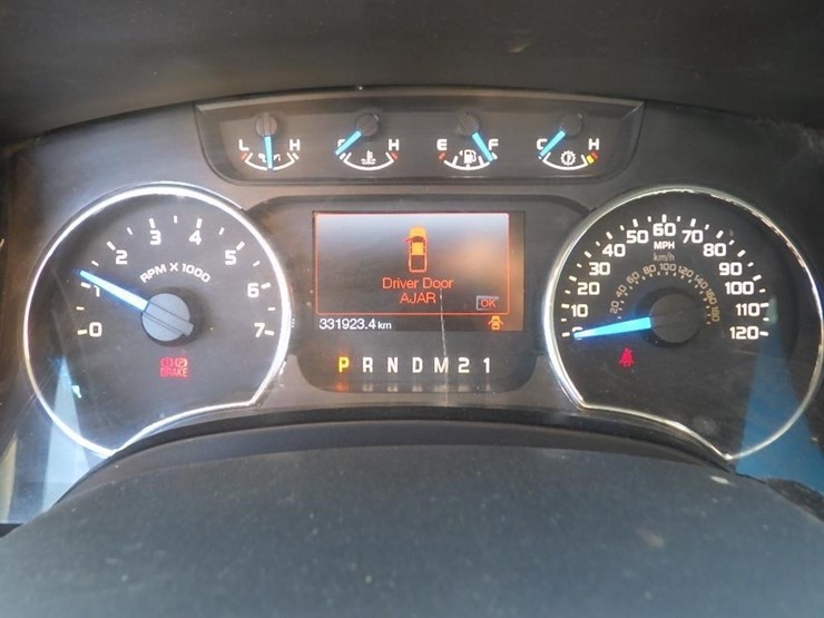 2014-ford-f150-image-27