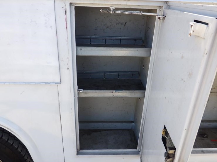 2007-utility-van-image-12