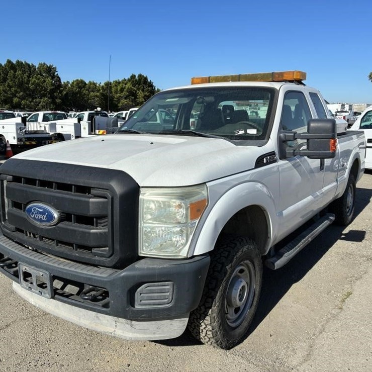 2011 FORD F250 SD