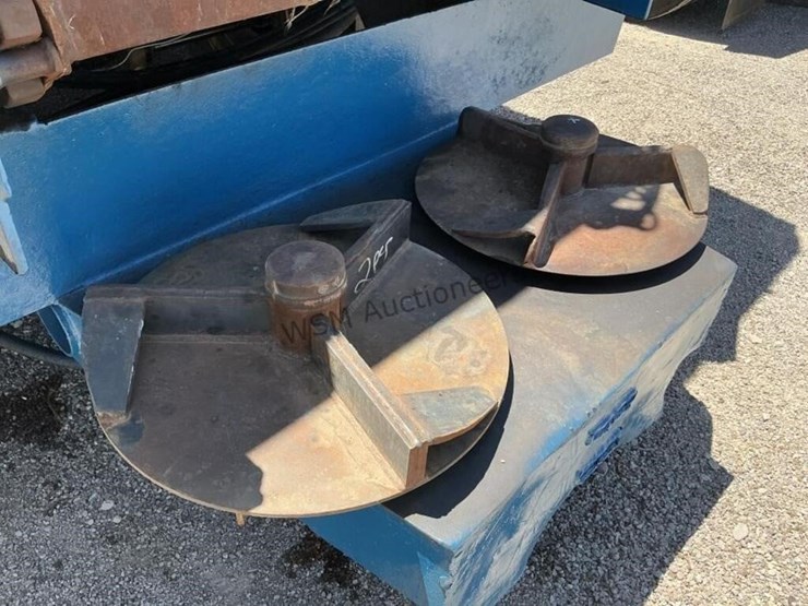 2010-versa-v-bottom-spreader-trailer-image-11
