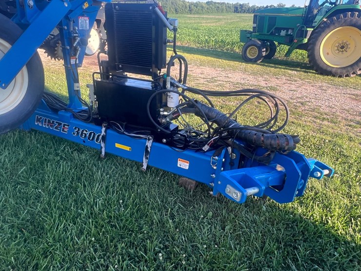 kinze-3600-image-5