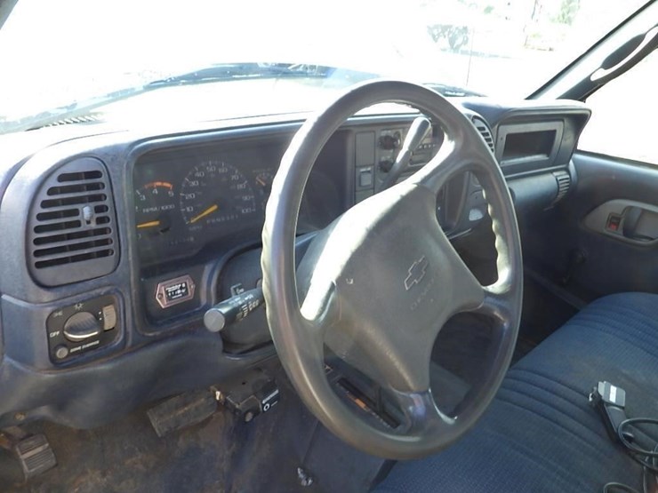 1997-chevrolet-3500-image-33