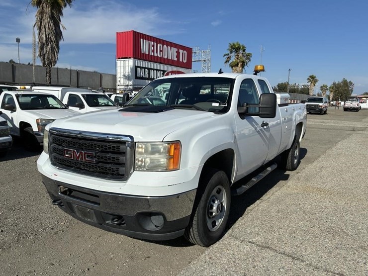 2012-gmc-2500hd-image-1