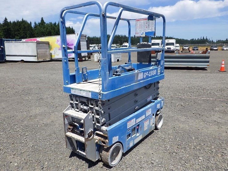 genie-gs1930-image-1