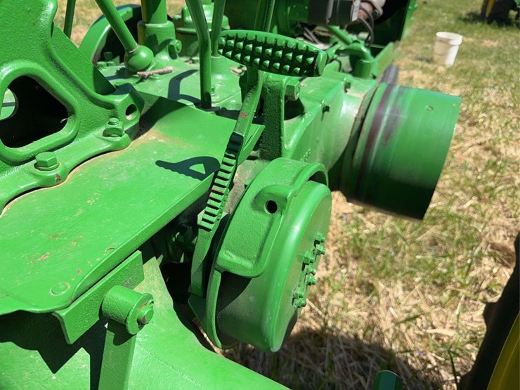 john-deere-b-image-45