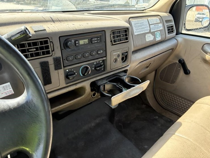 2001-ford-f250-image-14