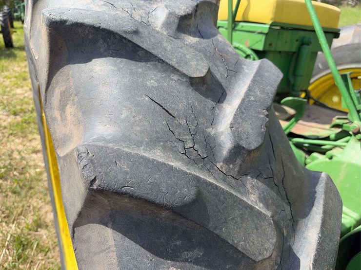 john-deere-730-image-14