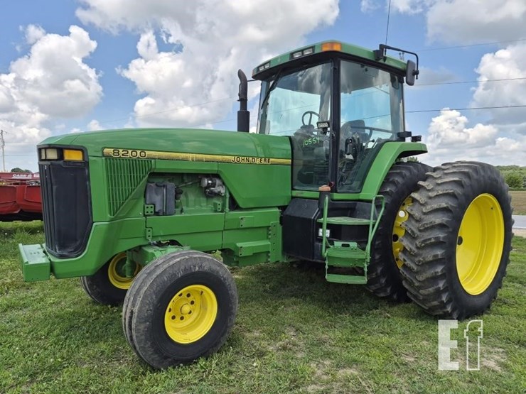 1995-john-deere-8200-image-1