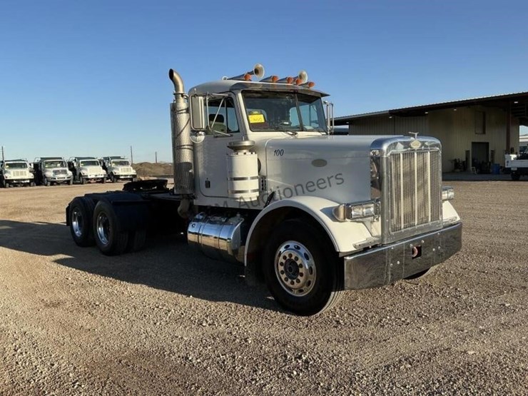 1997-peterbilt-379-image-3