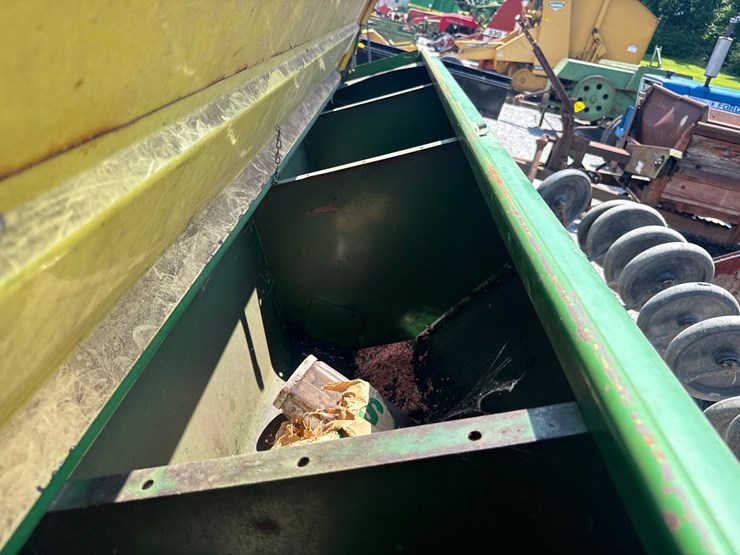 john-deere-8200-image-6