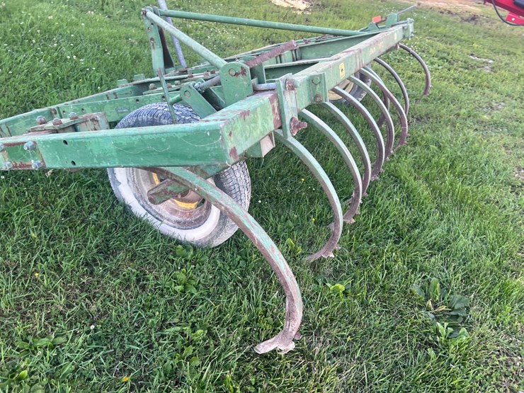 #2024-•-john-deere-100-image-3