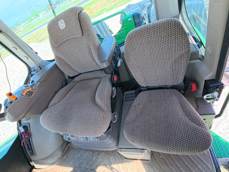 2022-john-deere-9520r-image-46