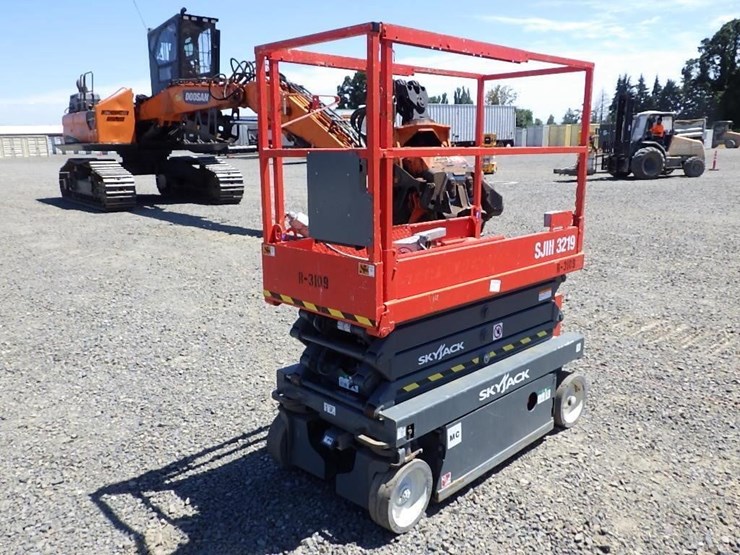 2019-skyjack-sjiii3219-image-1