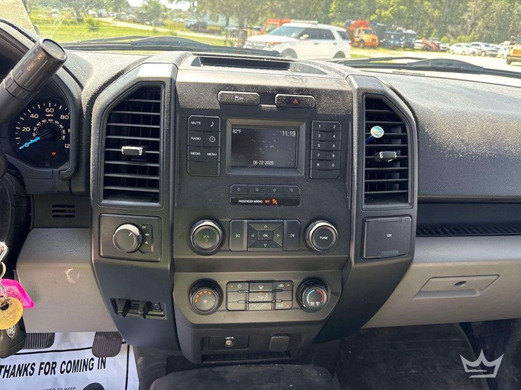 2016-ford-f150-image-16