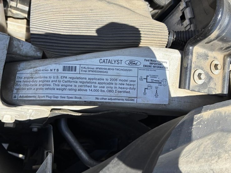 2006-ford-f550-image-9
