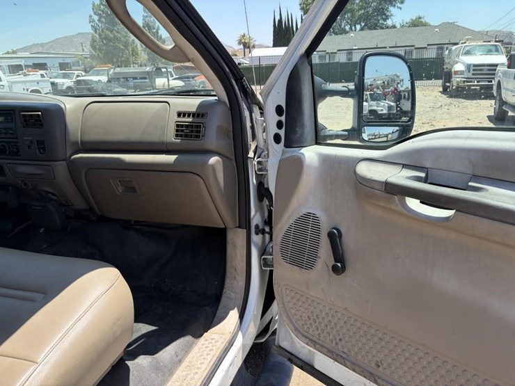 2004-ford-f250-image-10