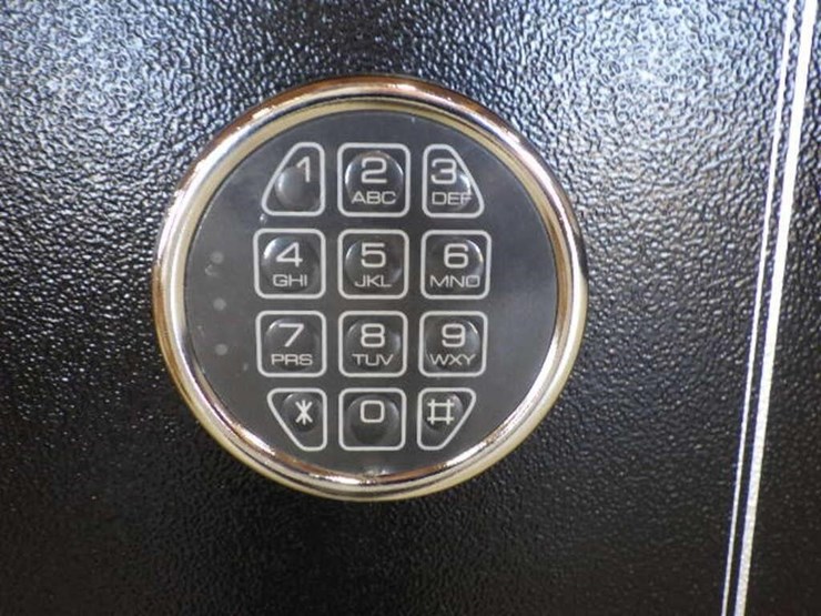 fireproof-gun-safe-14-gun-capacity-image-5