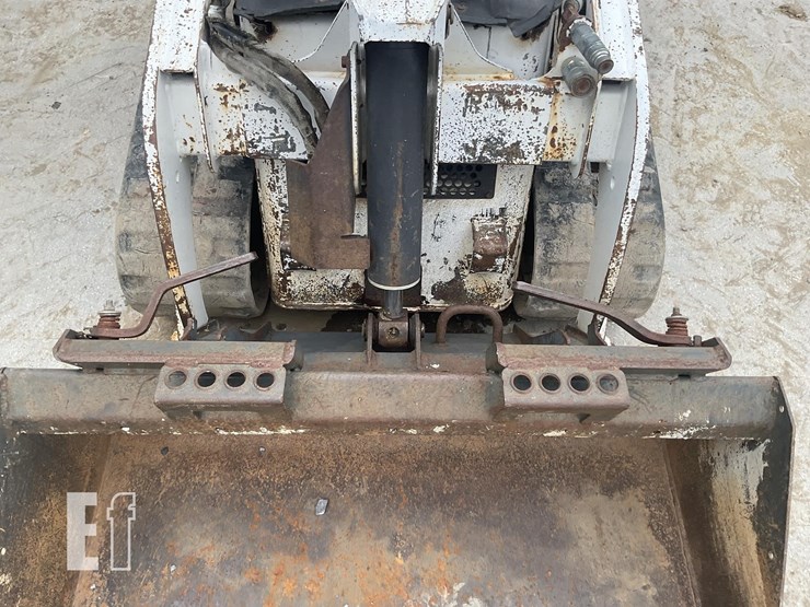 2005-bobcat-mt55-image-12