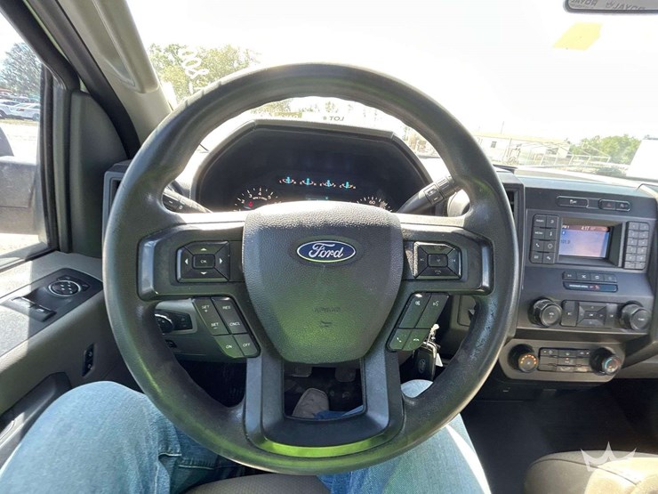 2019-ford-f150-image-13