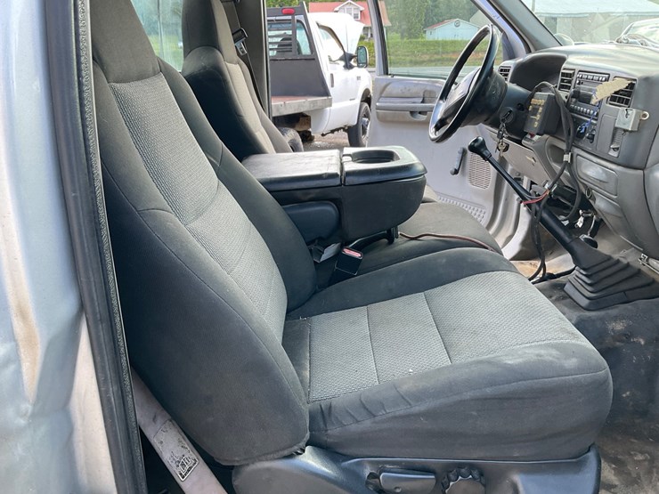 2000-ford-f550-image-12