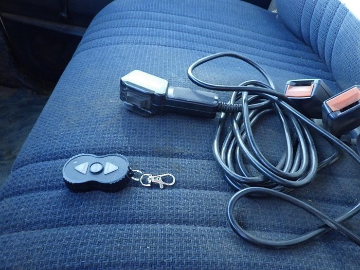 1997-chevrolet-3500-image-40