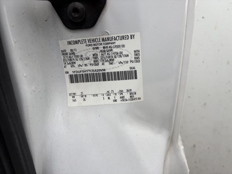 2012-ford-f550-image-22