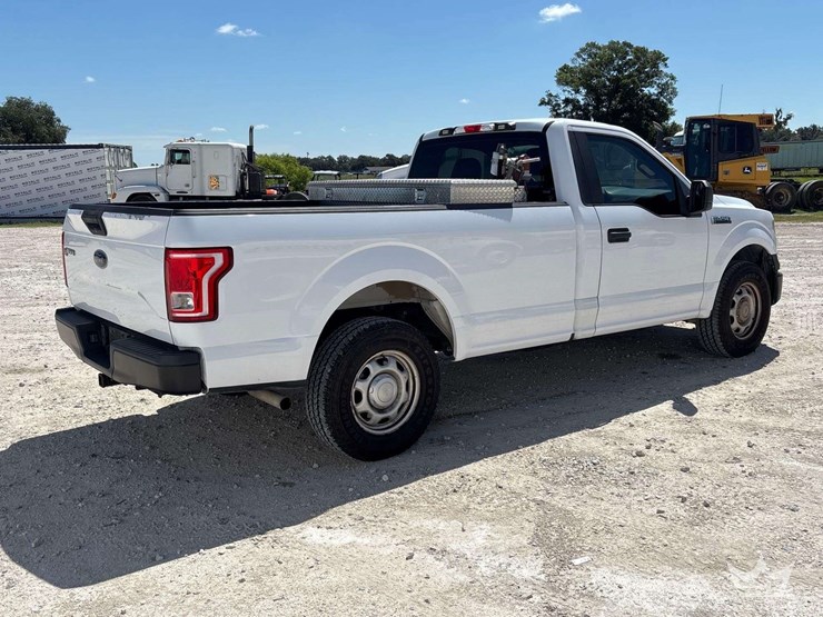 2016-ford-f150-image-3