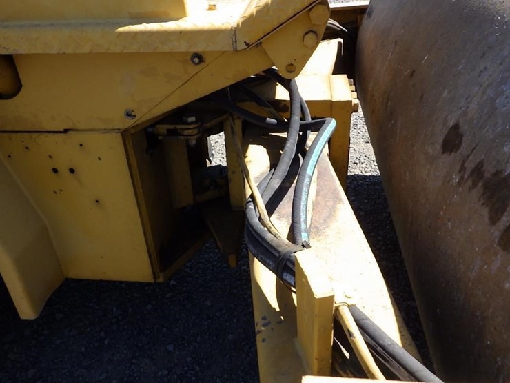 1993-caterpillar-cs-563-image-13