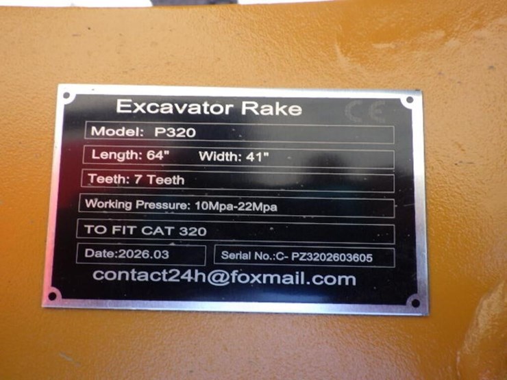 caterpillar-320-image-6