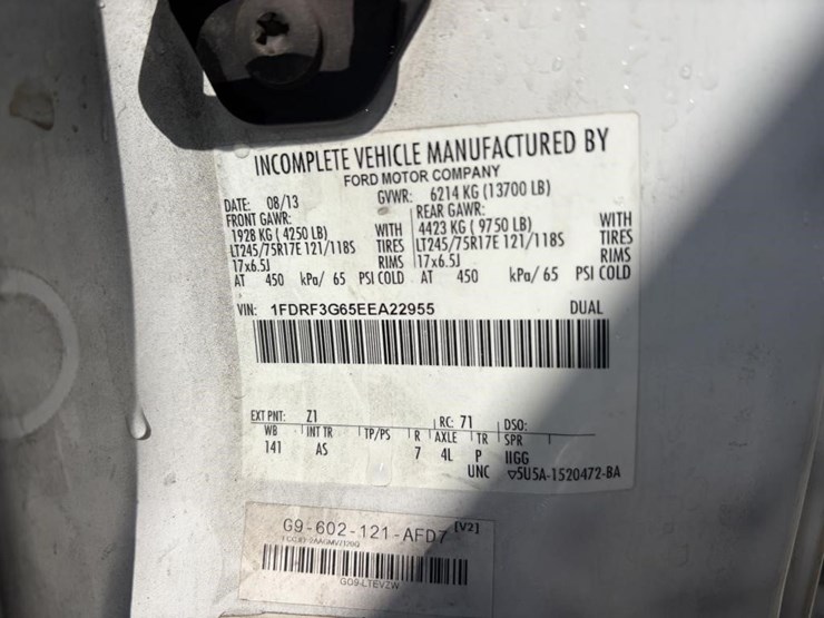 2014-ford-f350-sd-image-17