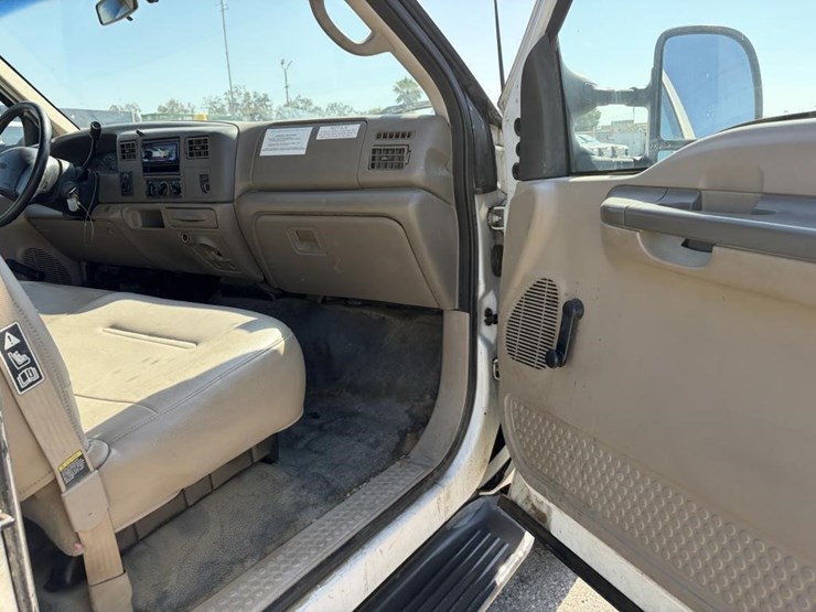 2002-ford-f350-sd-image-12