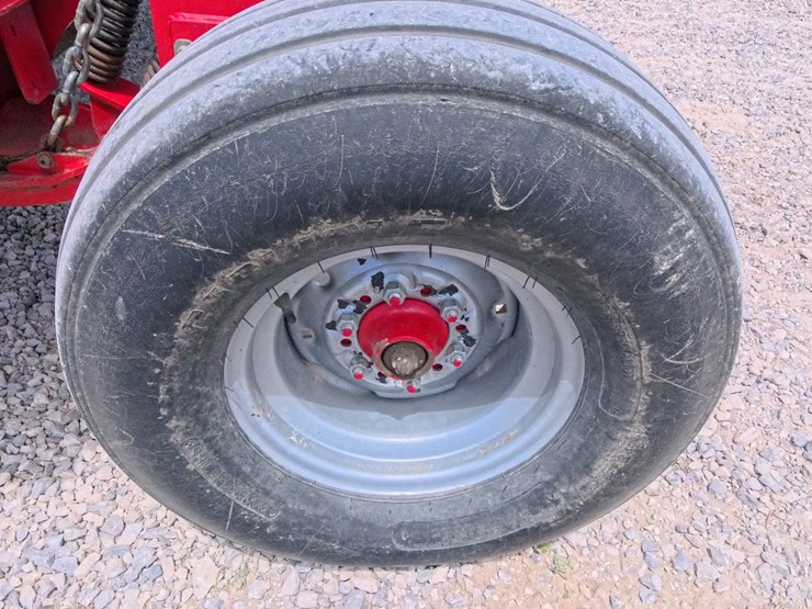 massey-ferguson-1383-image-51