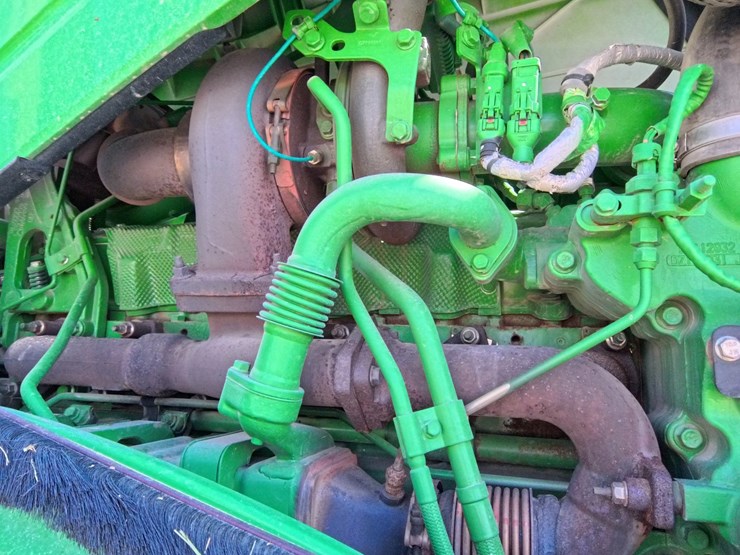 2022-john-deere-9520r-image-105