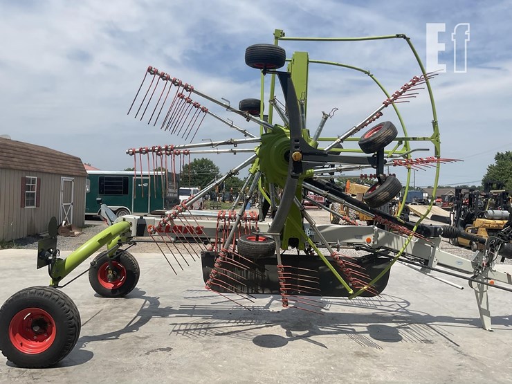 2019-claas-liner-2800-image-5