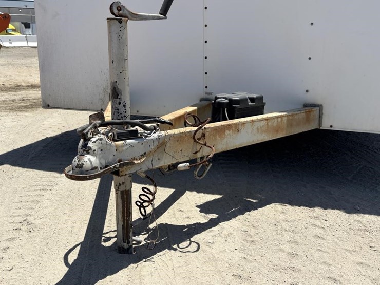 2003-cargo-wells-image-10