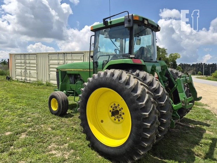 1995-john-deere-8200-image-2