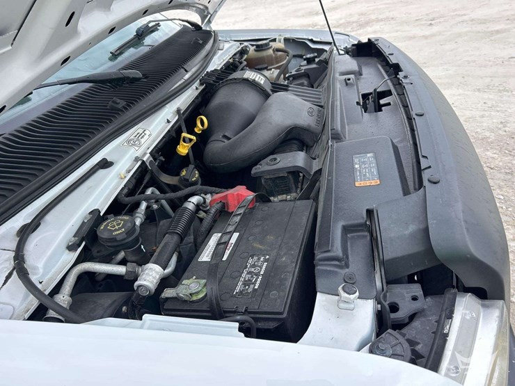 2019-ford-e350-image-8