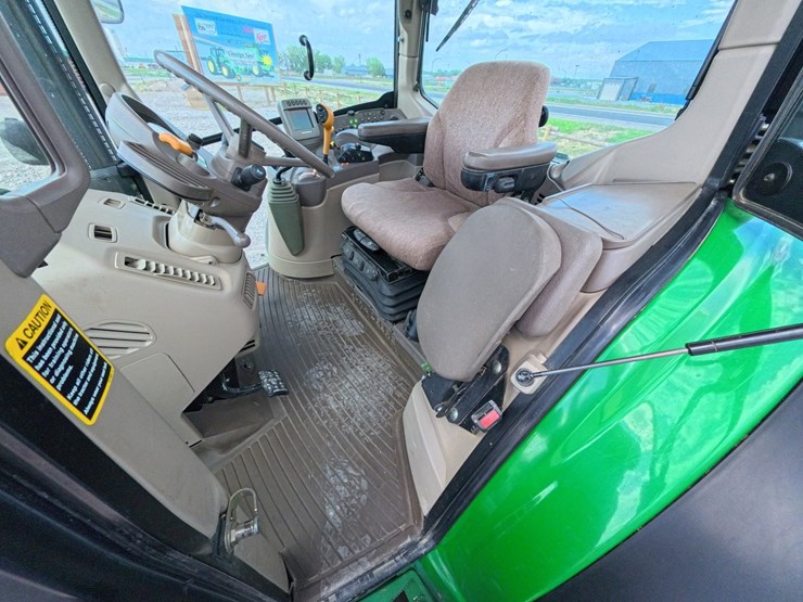 2011-john-deere-7530-premium-image-56