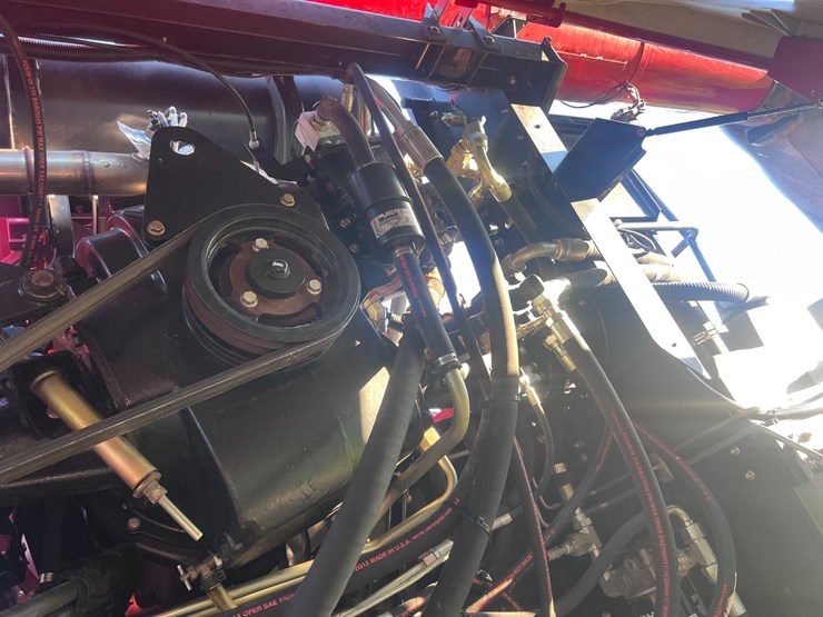case-ih-5140-image-24