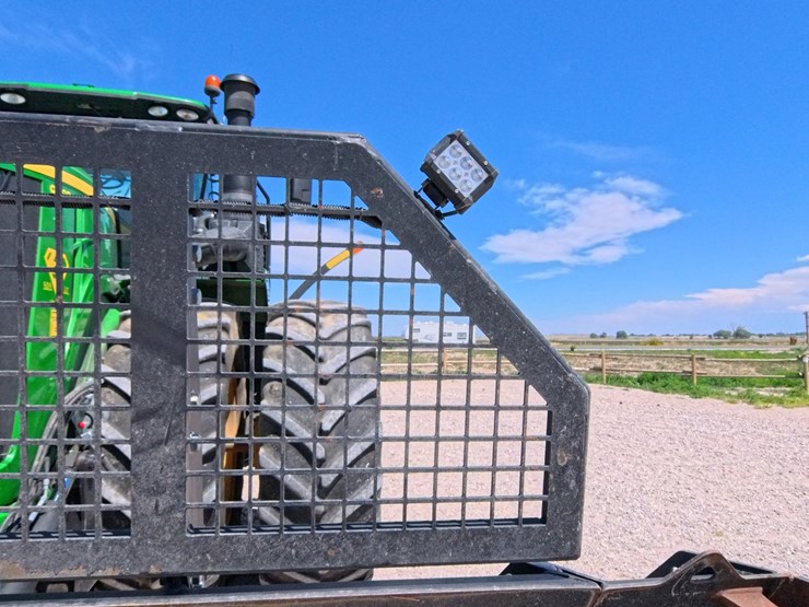 2022-john-deere-9520r-image-23