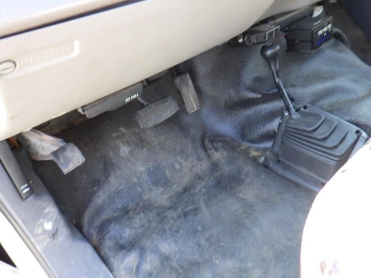 1999-ford-f250-image-15