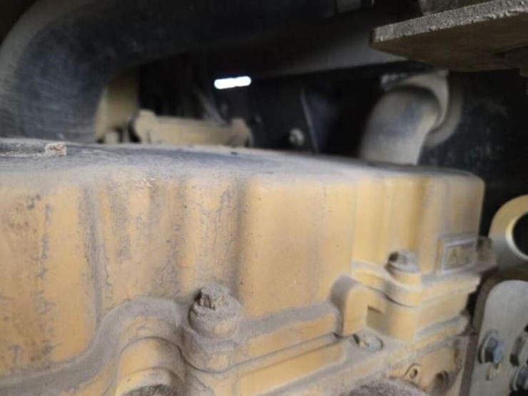2016-caterpillar-938k-image-28
