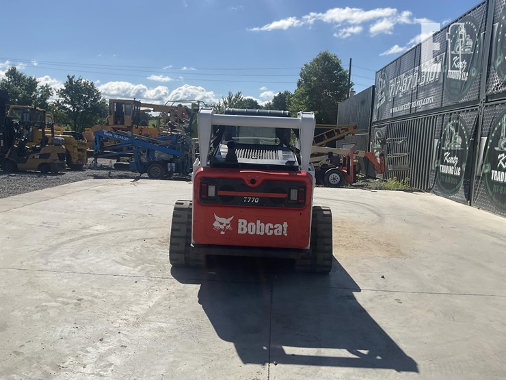 2023-bobcat-t770-image-4