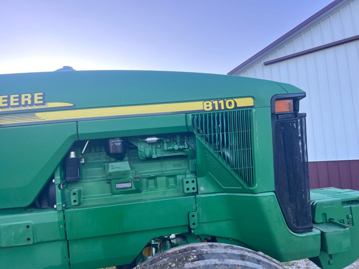 john-deere-8110-image-8